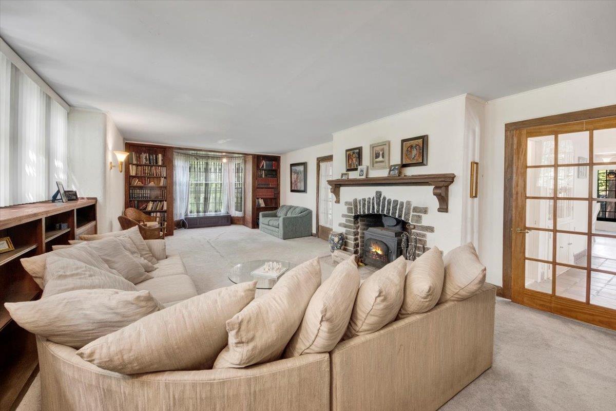 Single Family Westchester  Westchester County, NY 10707, MLS-854897-8