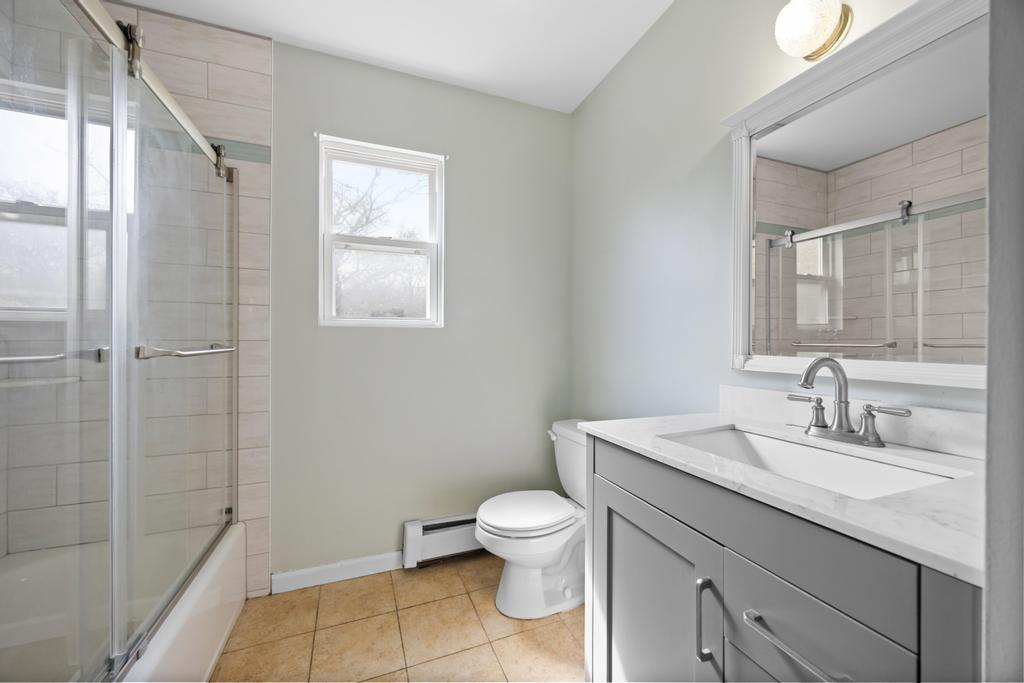 Single Family Ficus  Suffolk County, NY 11776, MLS-854901-36