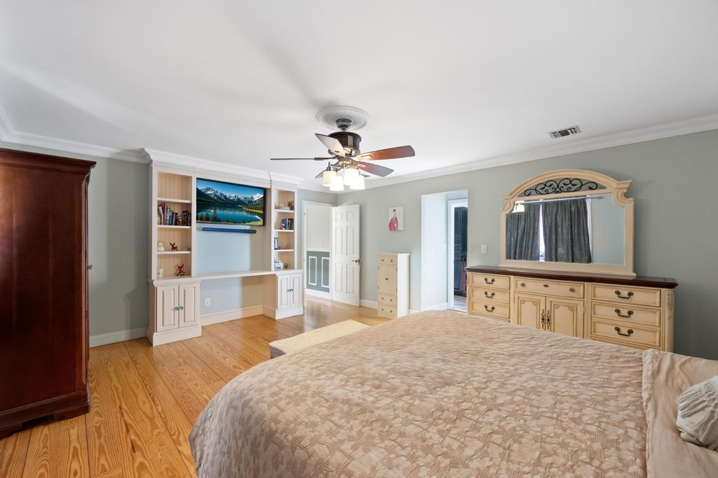 Single Family Ficus  Suffolk County, NY 11776, MLS-854901-39