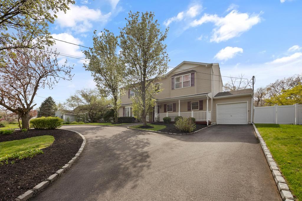 Single Family Ficus  Suffolk County, NY 11776, MLS-854901-4