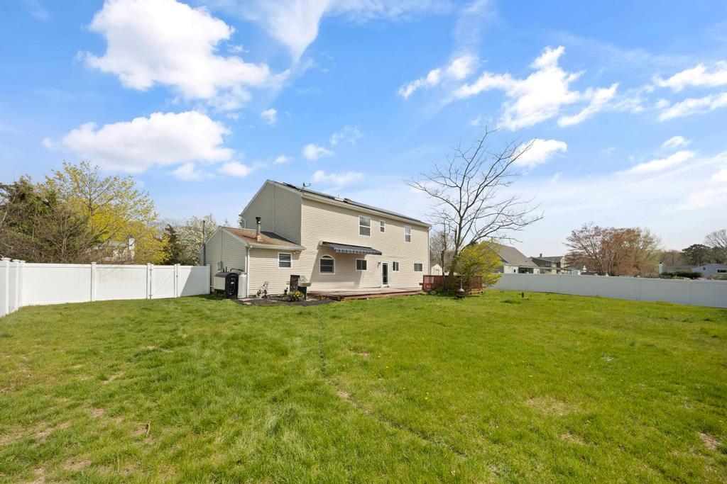 Single Family Ficus  Suffolk County, NY 11776, MLS-854901-7