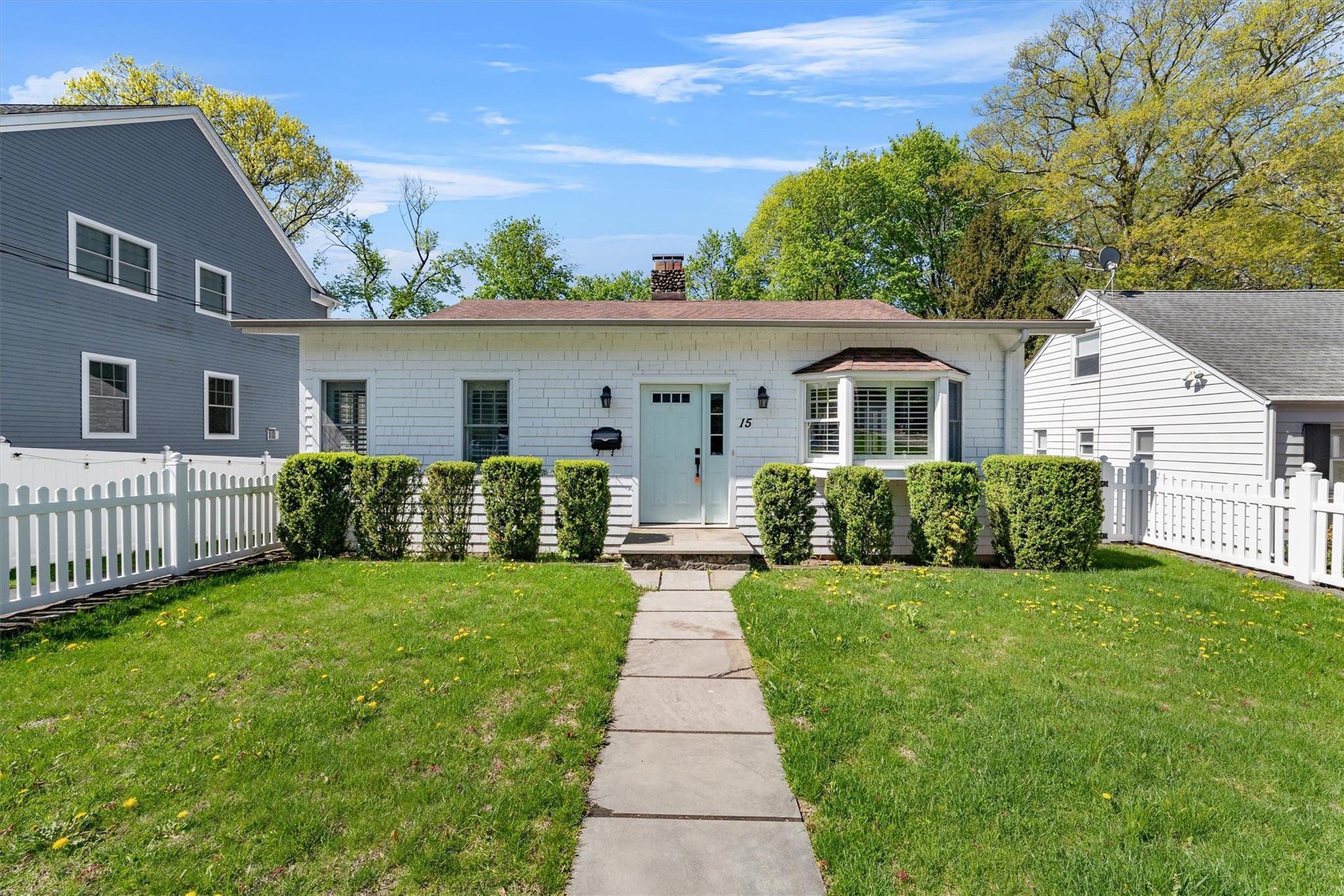Single Family Elmore  Westchester County, NY 10520, MLS-854912-5