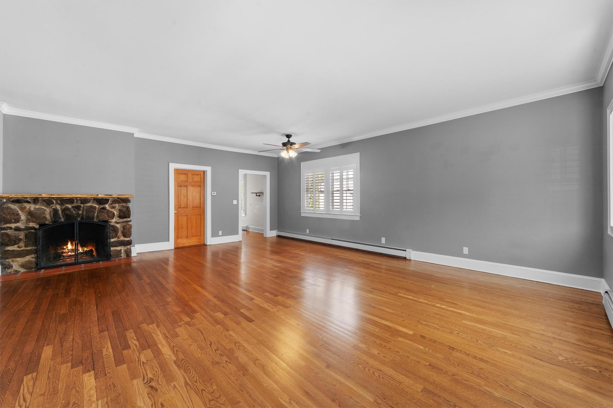 Single Family Elmore  Westchester County, NY 10520, MLS-854912-6