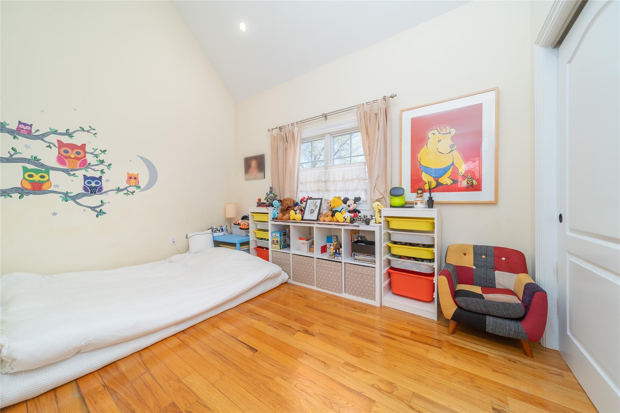 Single Family Commonwealth  Queens, NY 11362, MLS-854913-13