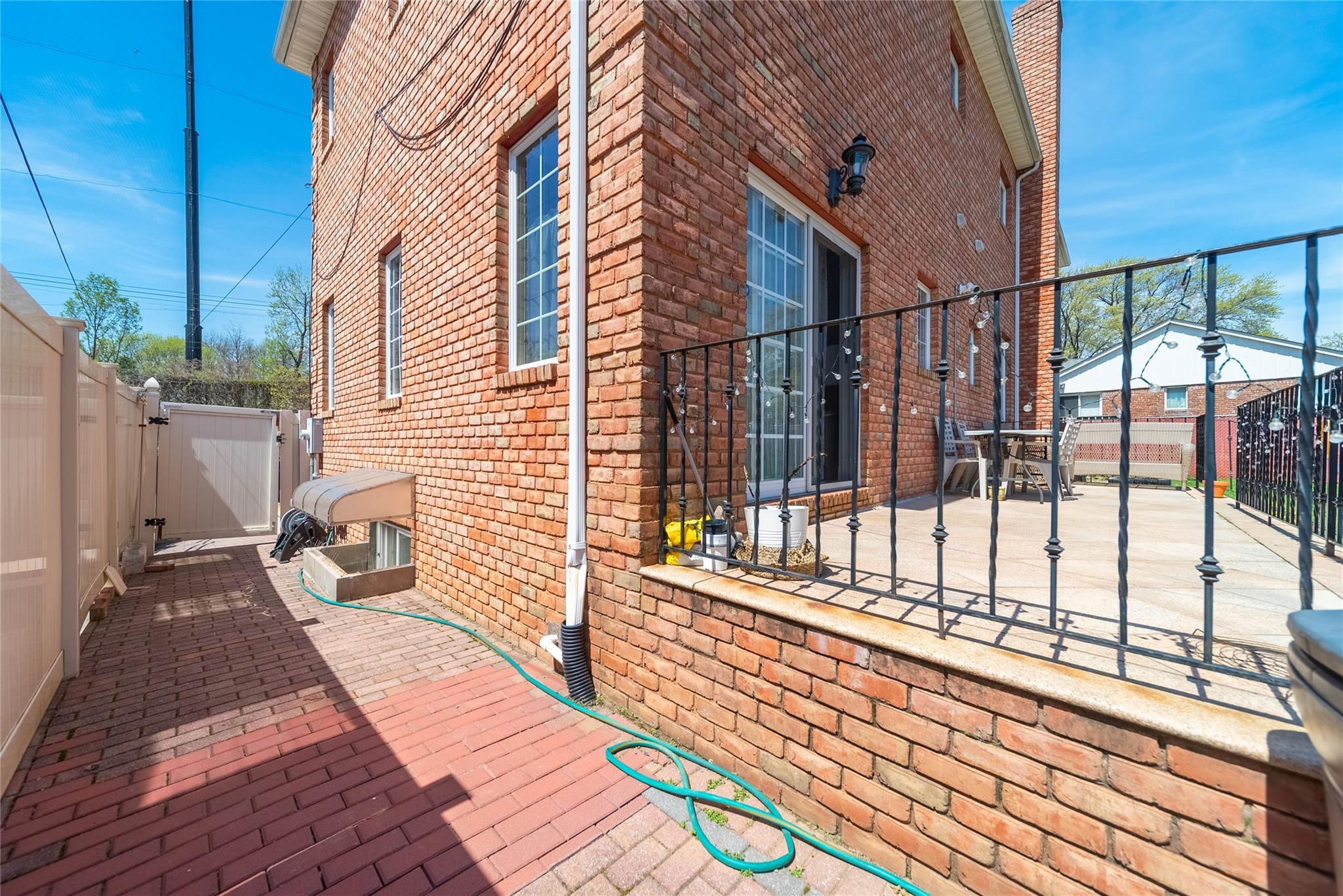 Single Family Commonwealth  Queens, NY 11362, MLS-854913-21