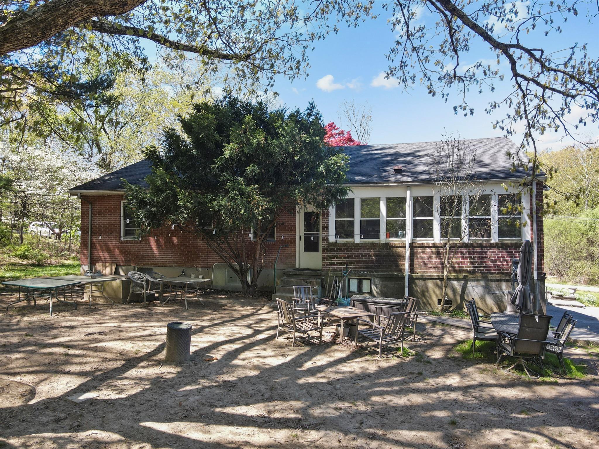 Single Family South  Westchester County, NY 10536, MLS-854915-7