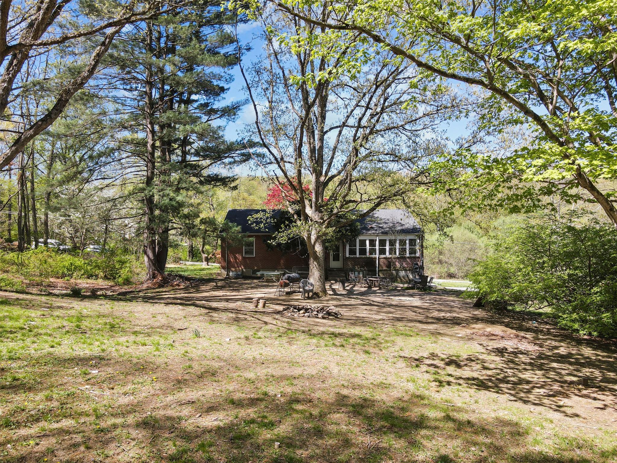 Single Family South  Westchester County, NY 10536, MLS-854915-8