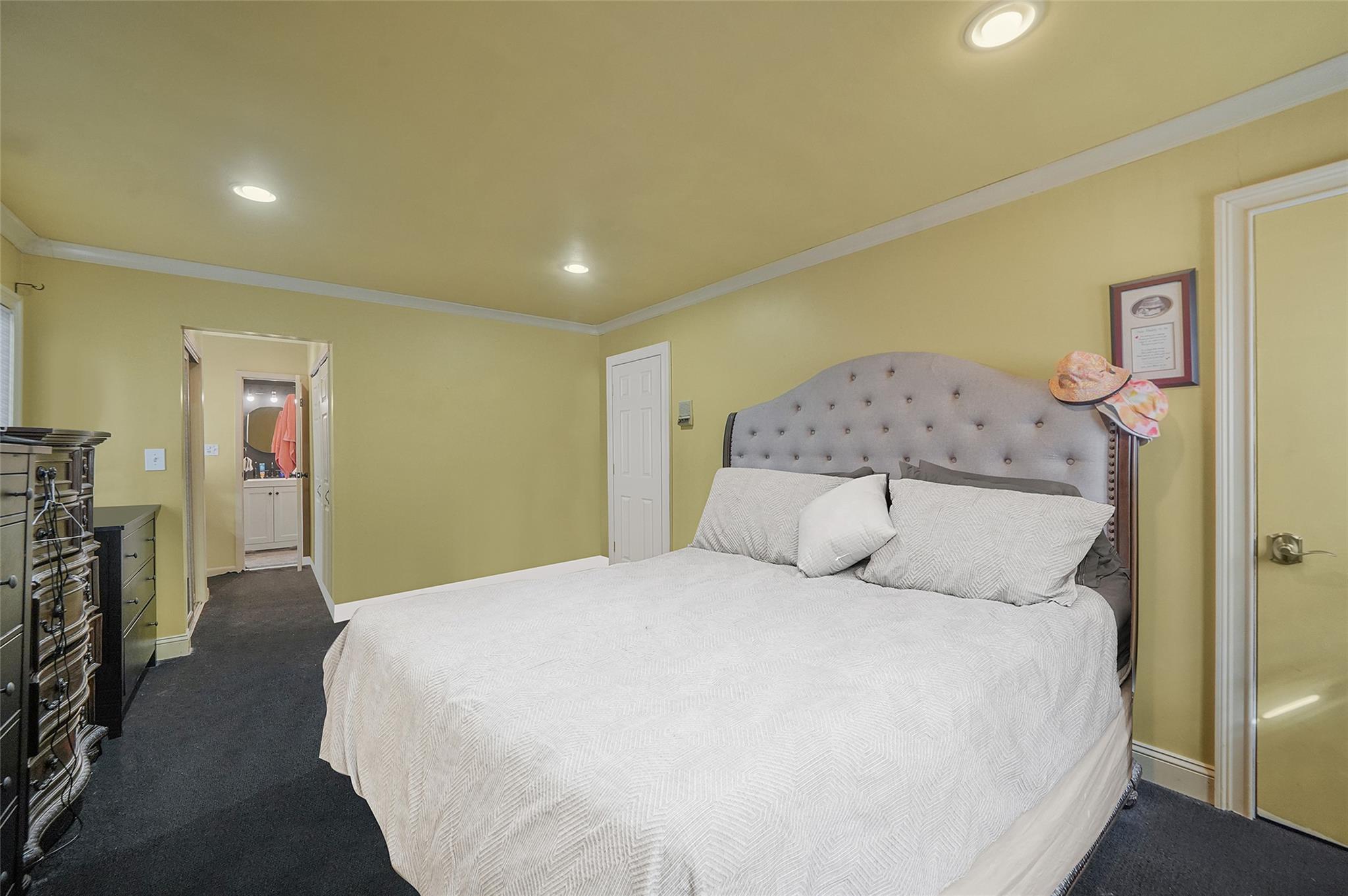 Single Family Pine  Suffolk County, NY 11778, MLS-854917-16