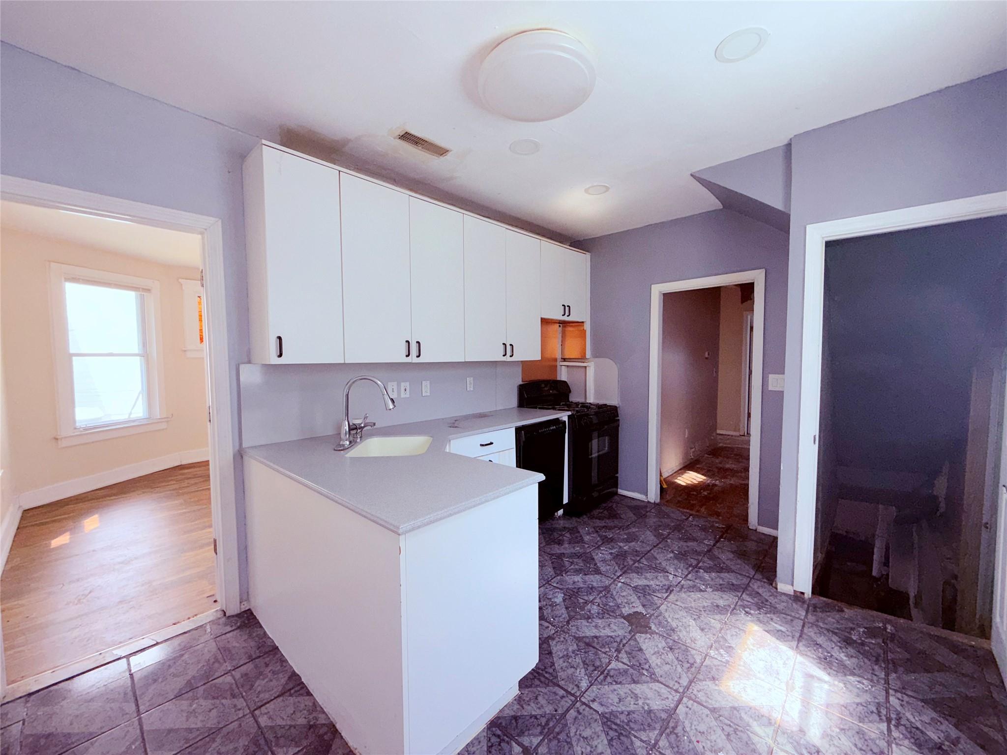 Single Family Anna  Rockland County, NY 10960, MLS-854919-10