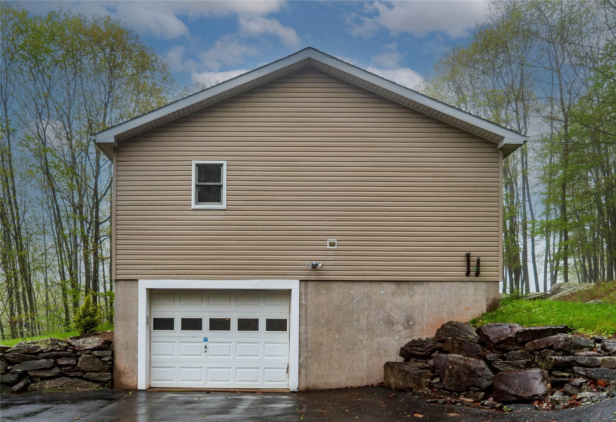 Single Family Wagners  Sullivan County, NY 12765, MLS-854929-6