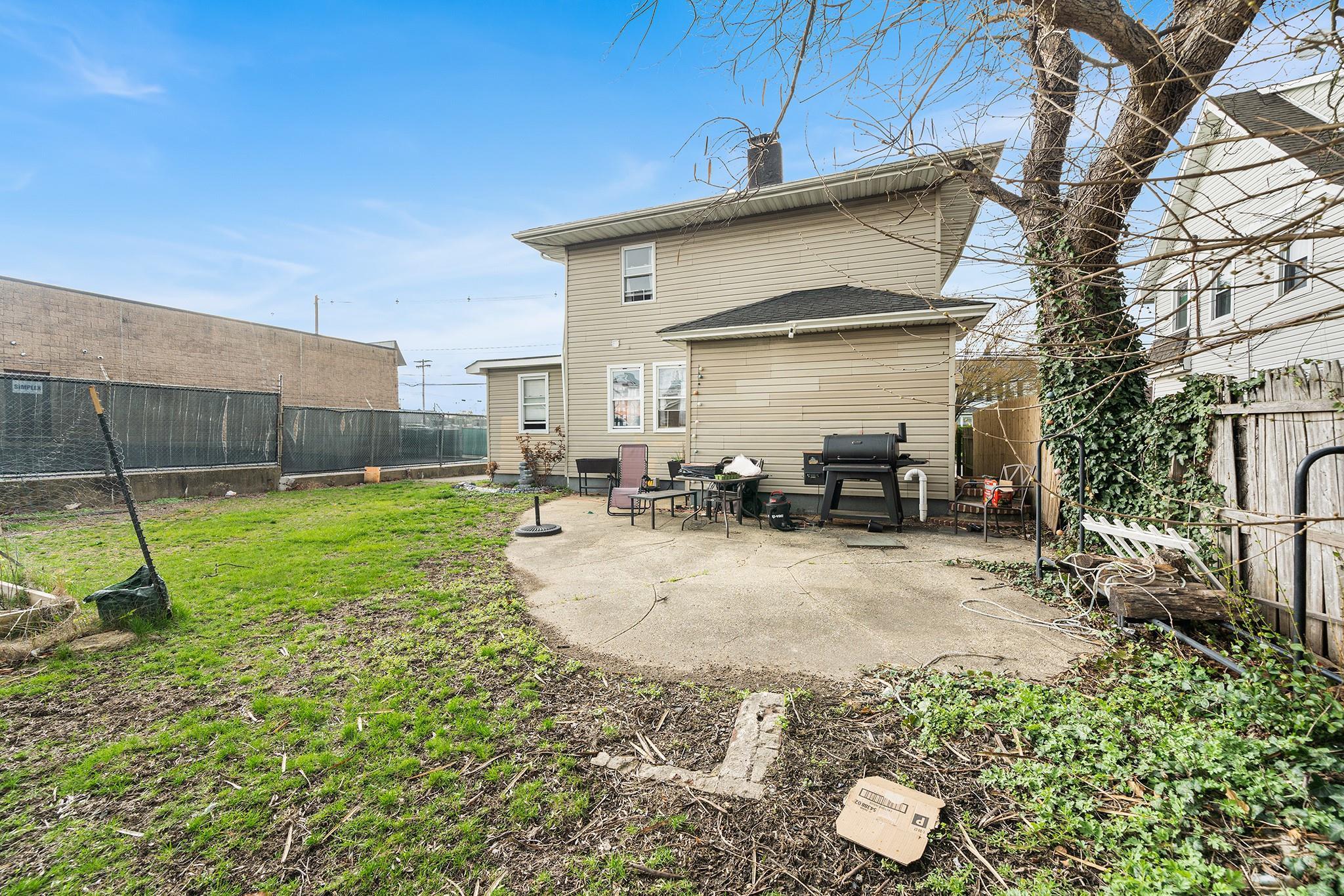 Single Family Seaman  Nassau County, NY 11520, MLS-854933-22