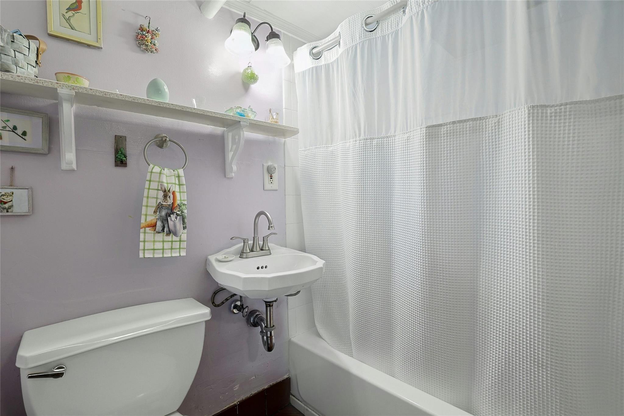 Single Family Oak  Rockland County, NY 10968, MLS-854939-23