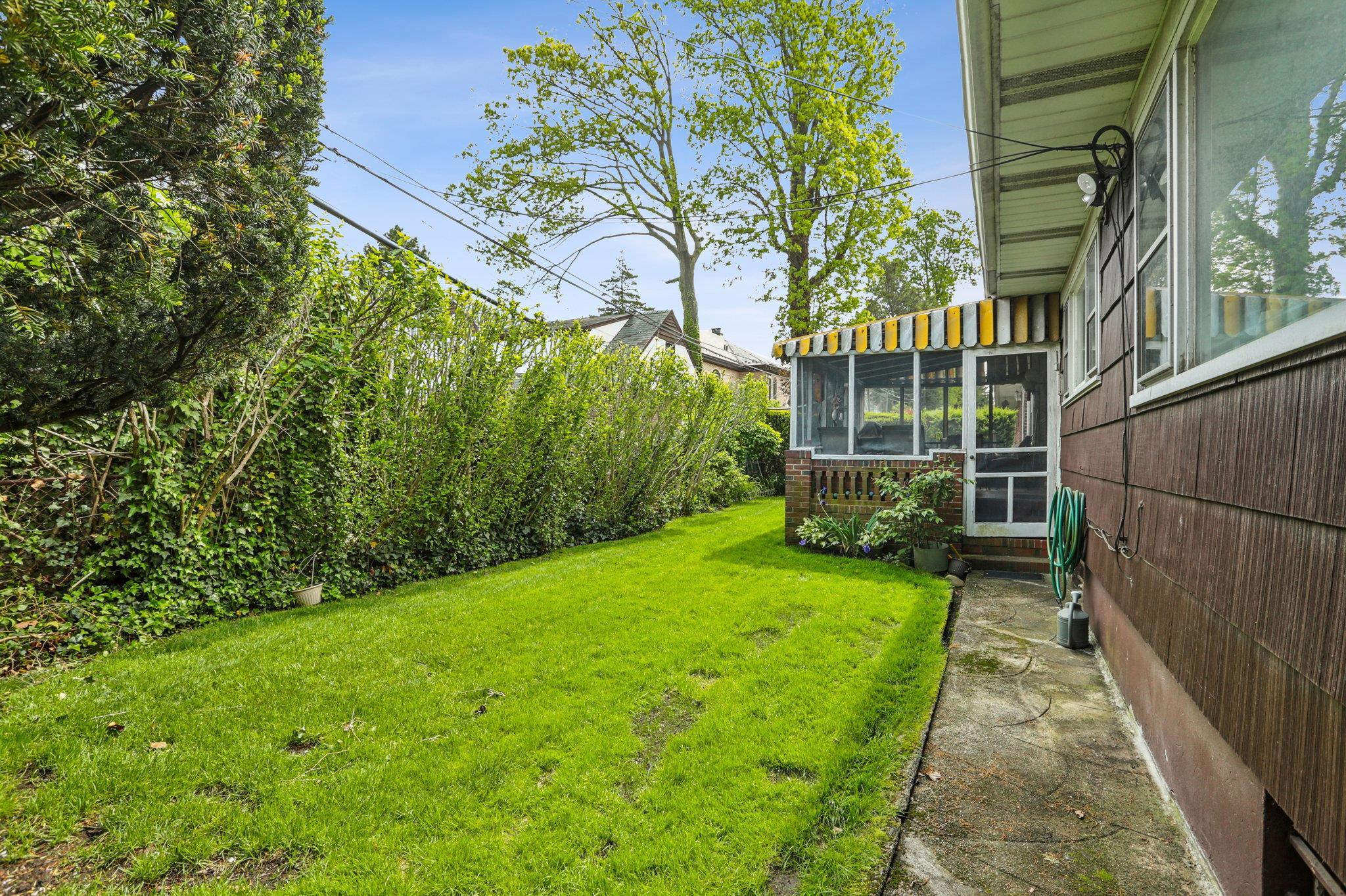 Single Family Stewart  Queens, NY 11427, MLS-854942-12