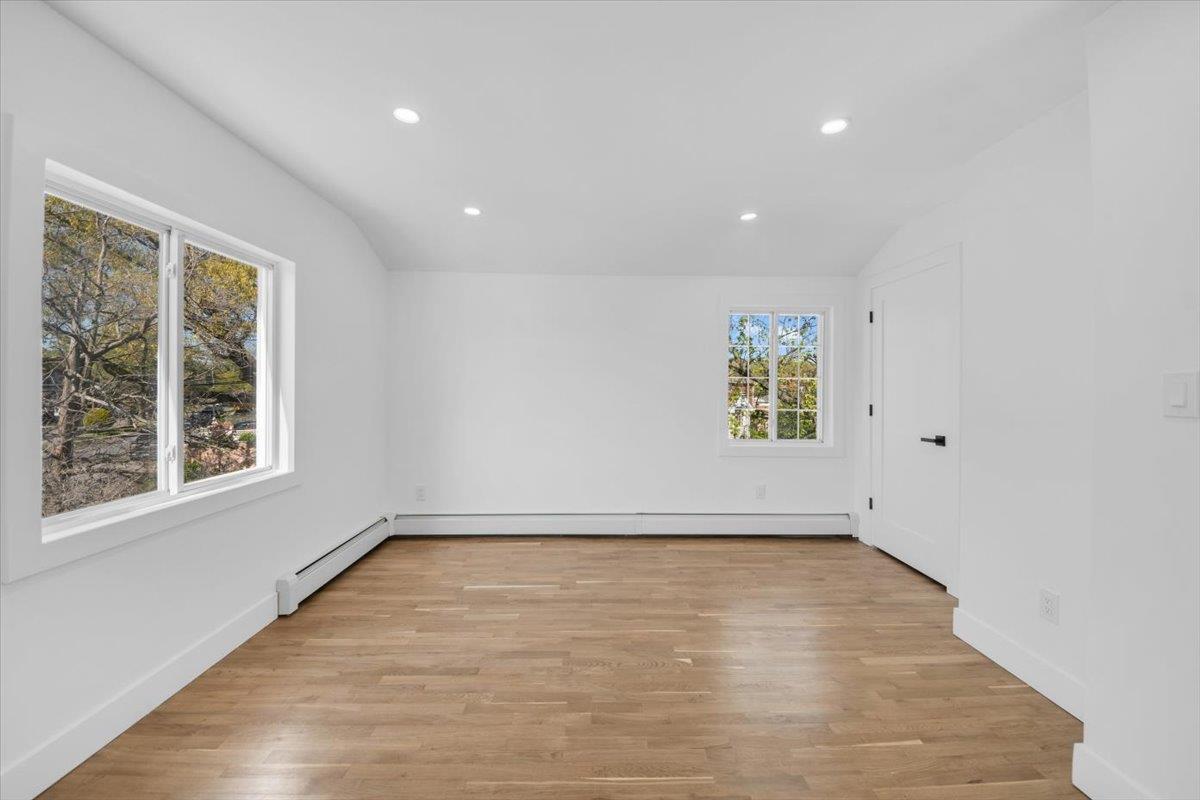 Single Family Lansing Ave  Queens, NY 11413, MLS-854969-11