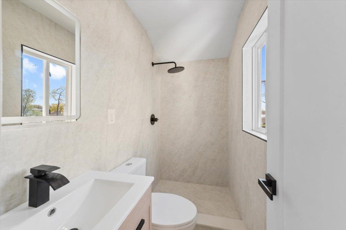 Single Family Lansing Ave  Queens, NY 11413, MLS-854969-14