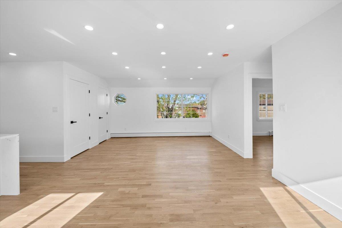 Single Family Lansing Ave  Queens, NY 11413, MLS-854969-19