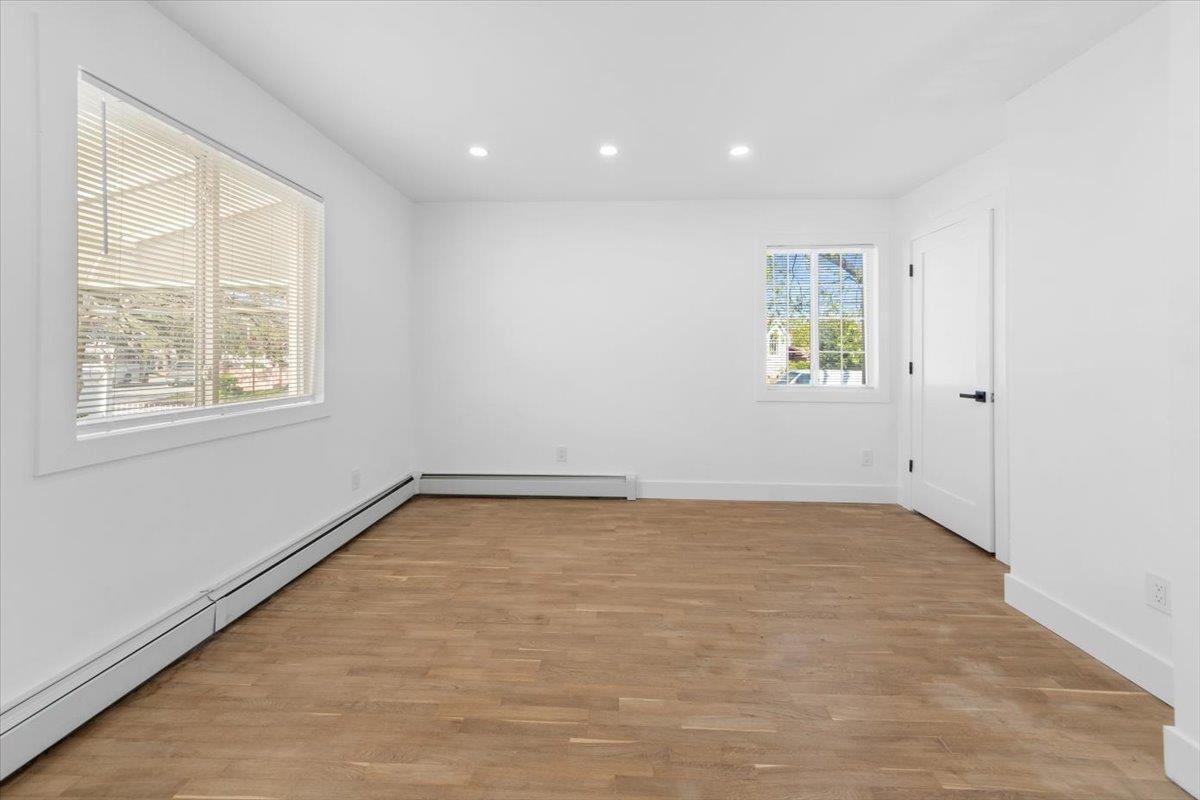 Single Family Lansing Ave  Queens, NY 11413, MLS-854969-24