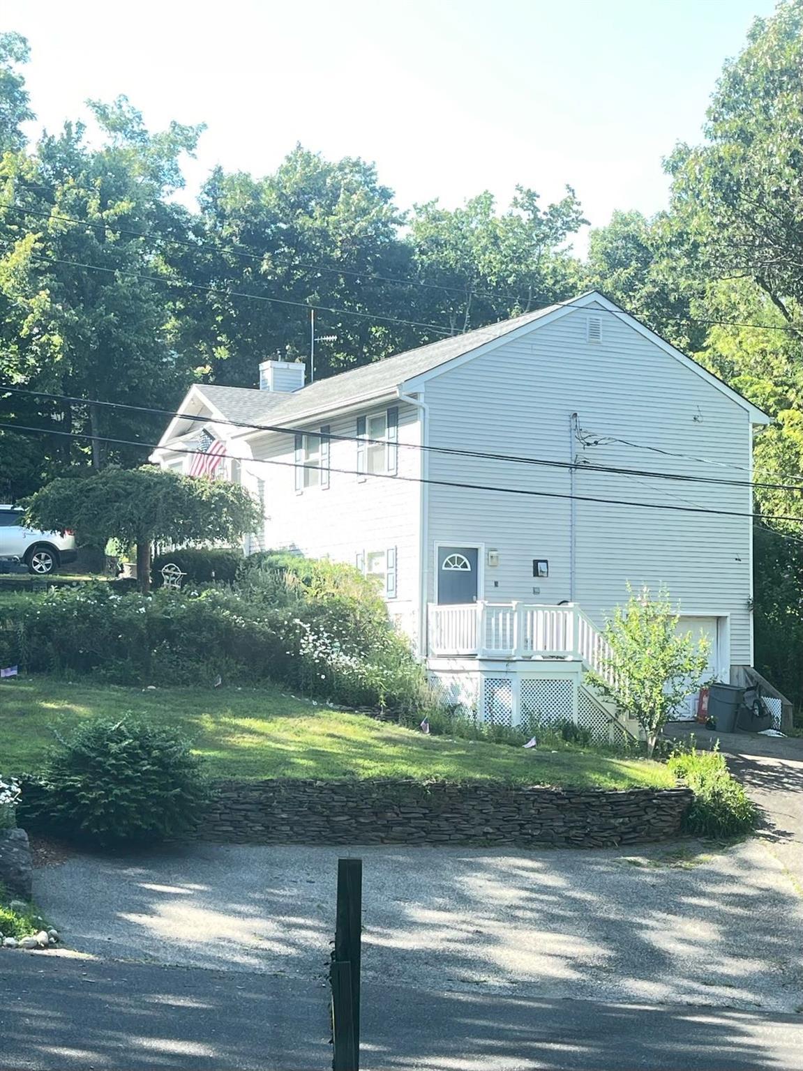 Single Family Aloma  Suffolk County, NY 11778, MLS-854974-2