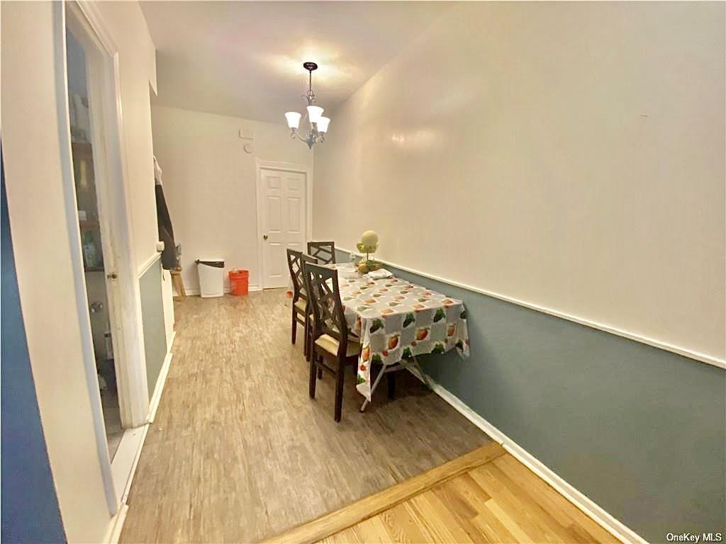 Single Family Saint Theresa  Bronx, NY 10461, MLS-854992-4