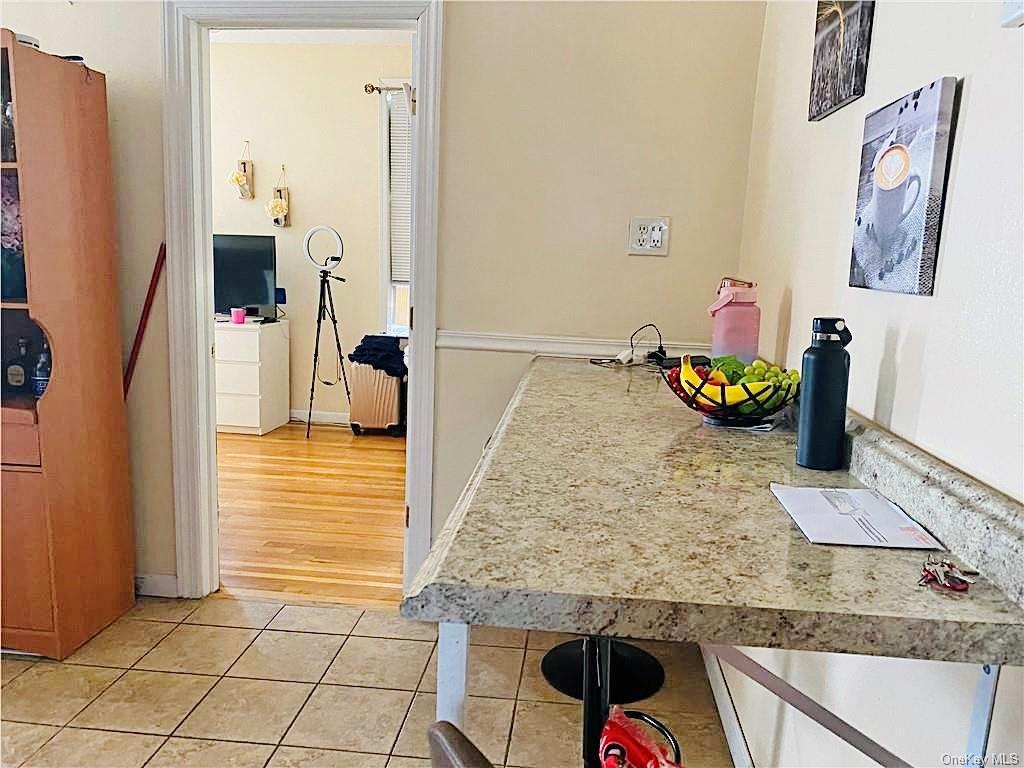 Single Family Saint Theresa  Bronx, NY 10461, MLS-854992-6