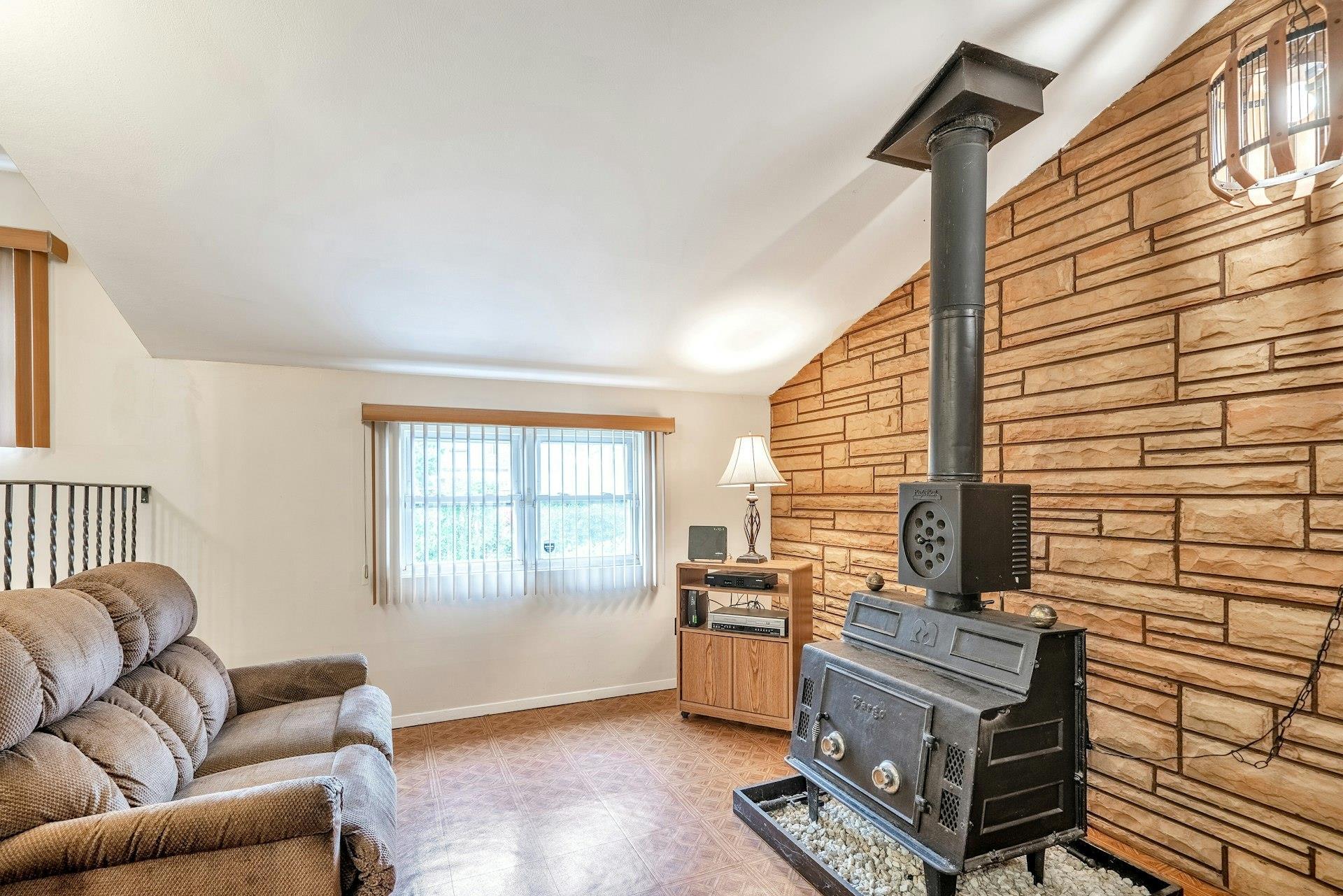 Single Family Glenn  Suffolk County, NY 11717, MLS-854994-13