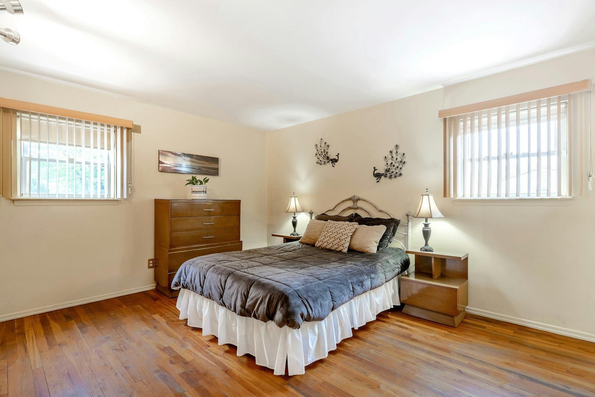 Single Family Glenn  Suffolk County, NY 11717, MLS-854994-16