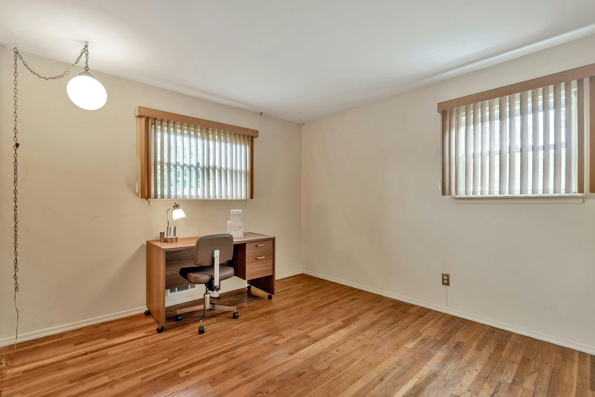 Single Family Glenn  Suffolk County, NY 11717, MLS-854994-18