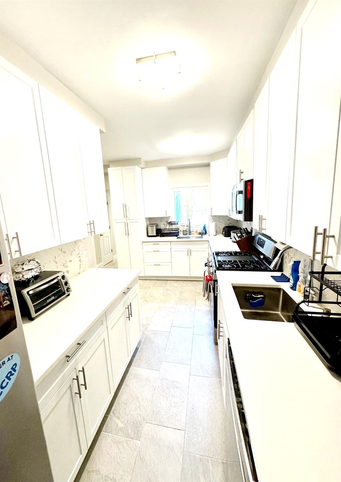Single Family 141st  Queens, NY 11367, MLS-855007-9