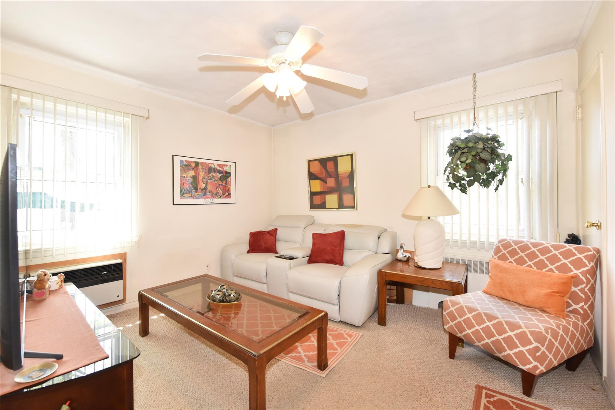 Single Family 215th  Queens, NY 11427, MLS-855009-9