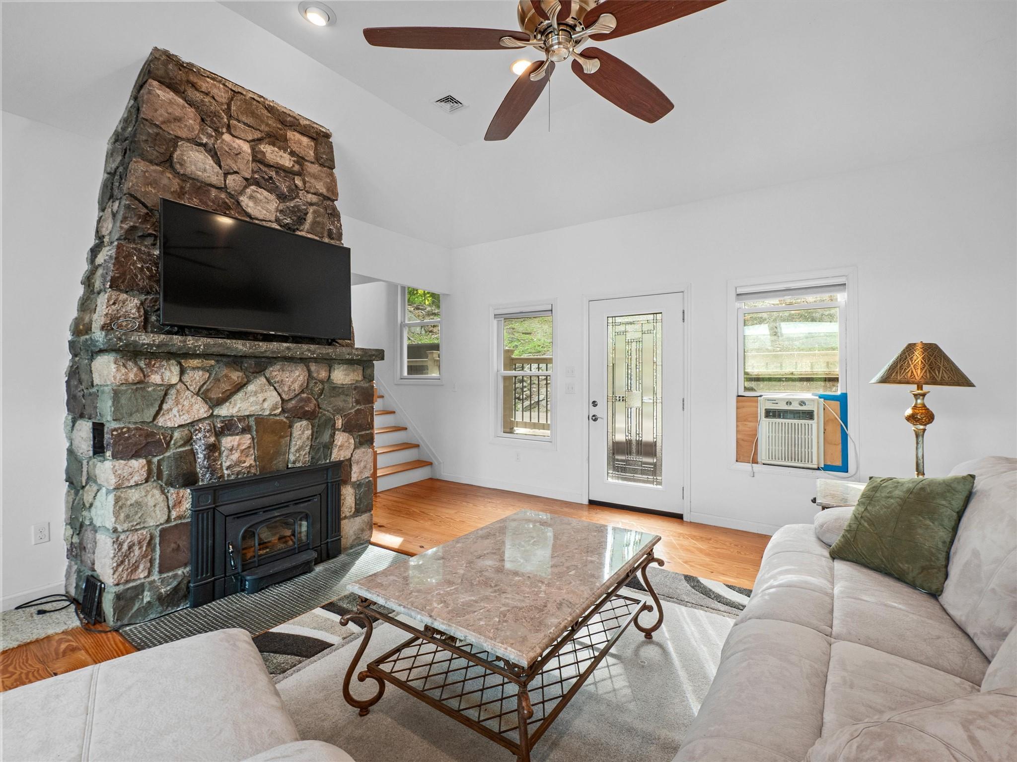 Single Family Lake Shore  Orange County, NY 10925, MLS-855010-24
