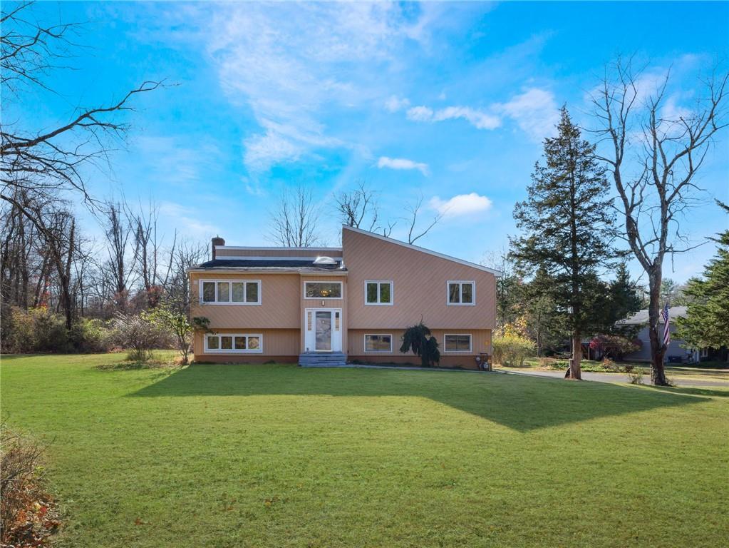 Single Family Thornbrook  Rockland County, NY 10901, MLS-855016-2