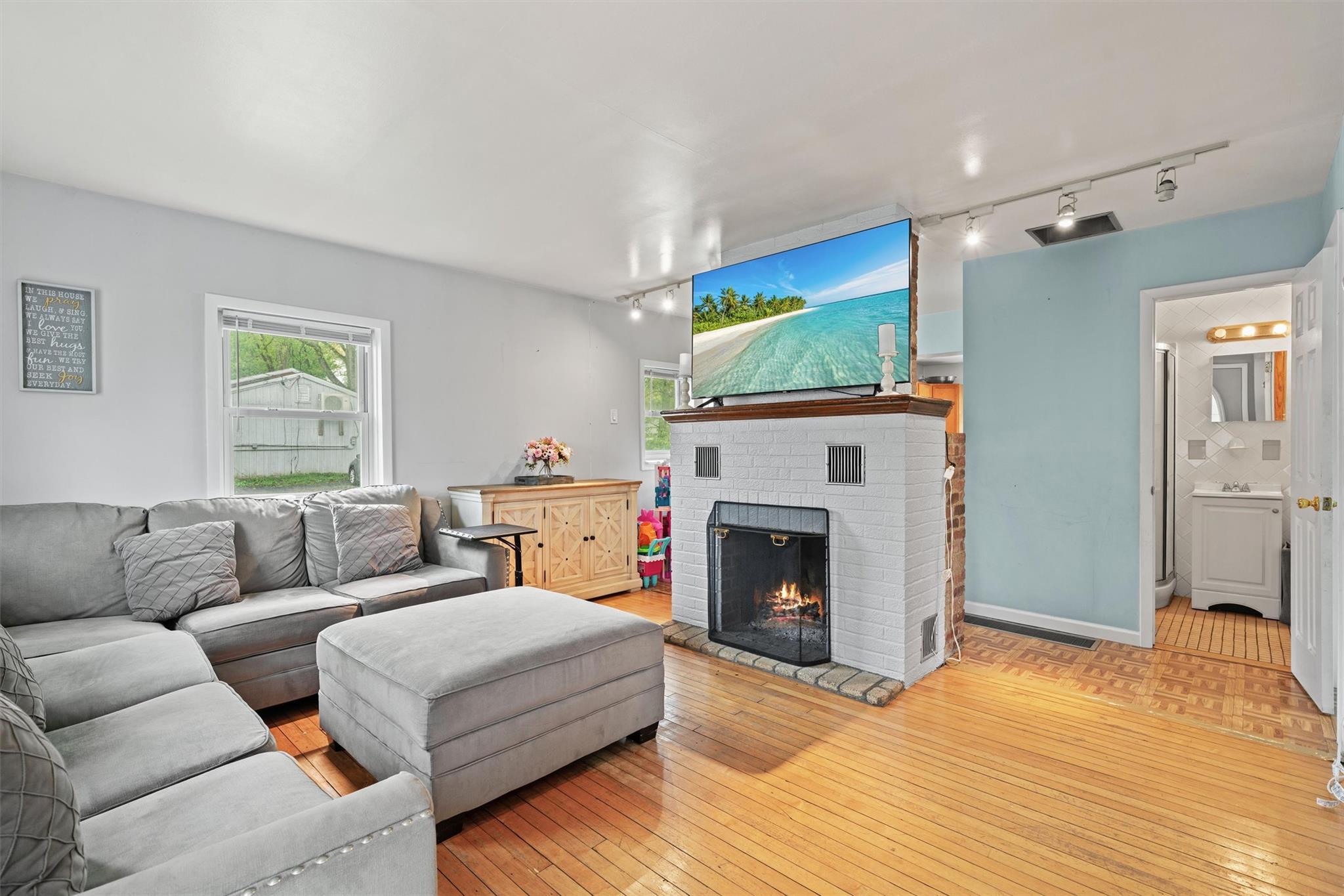 Single Family Random  Orange County, NY 10925, MLS-855030-4