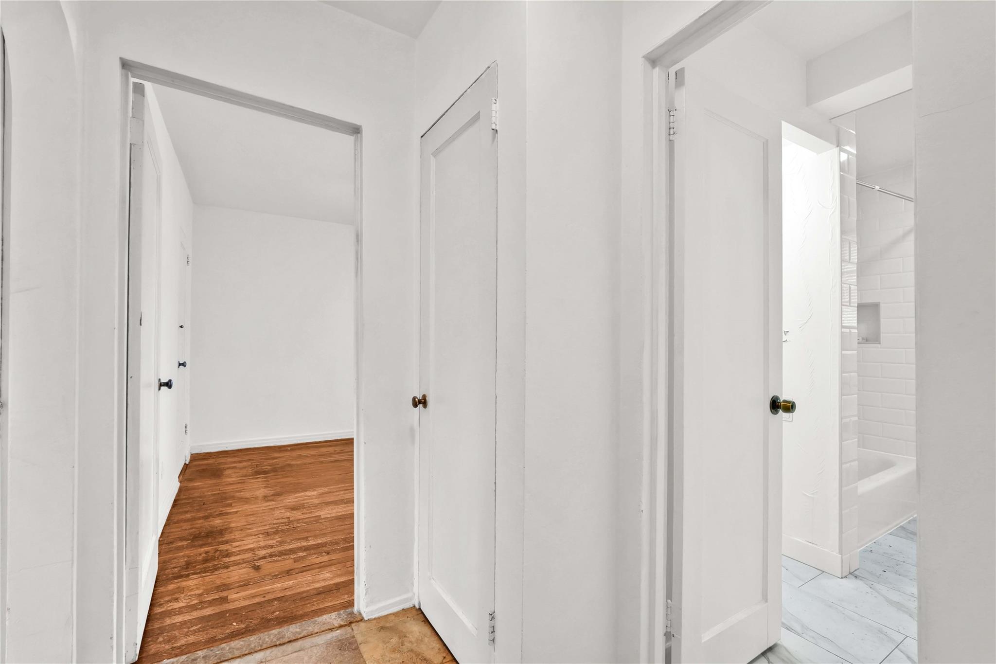 Single Family 150th  Queens, NY 11357, MLS-855034-11