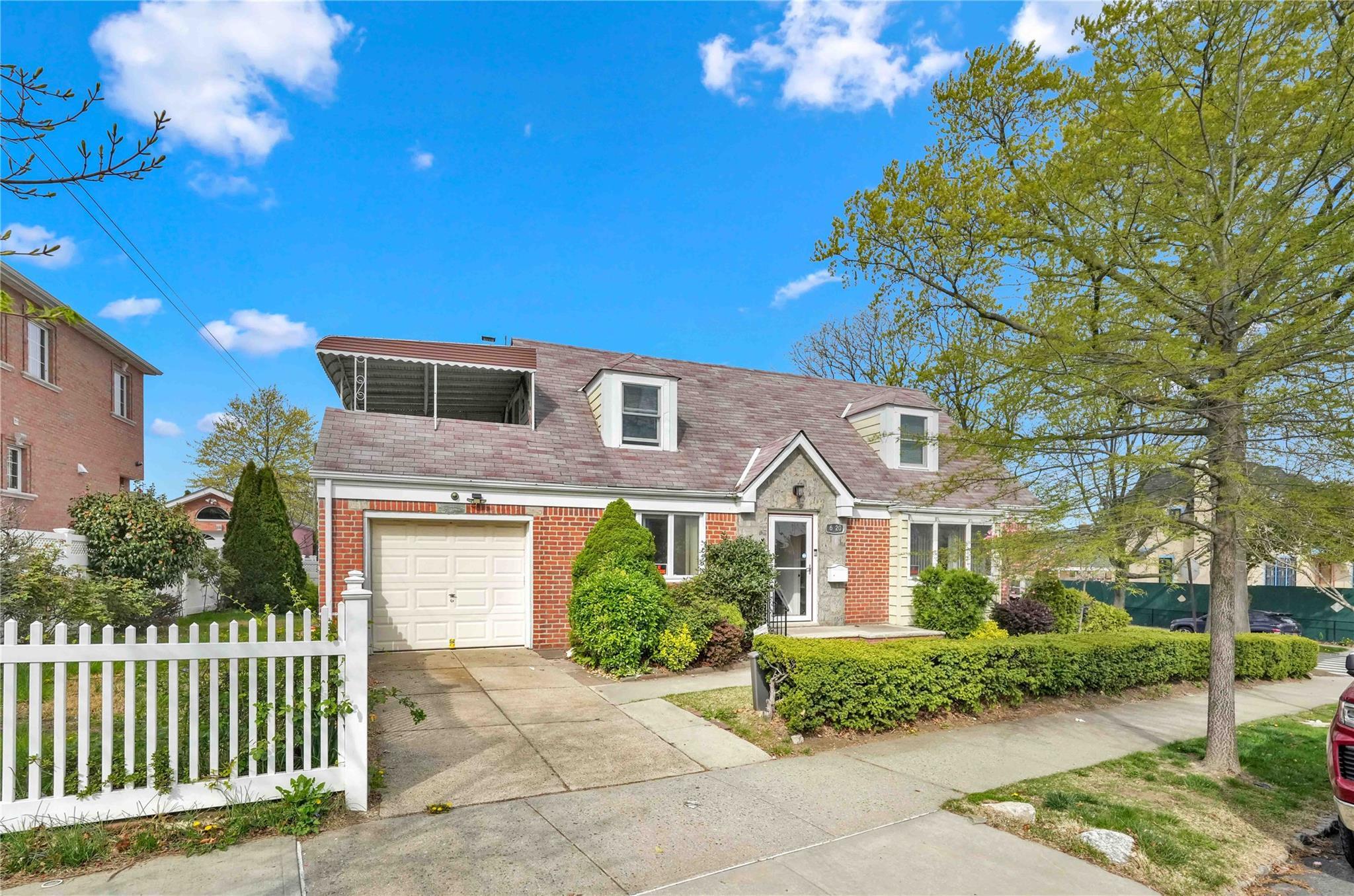 Single Family 150th  Queens, NY 11357, MLS-855034-2