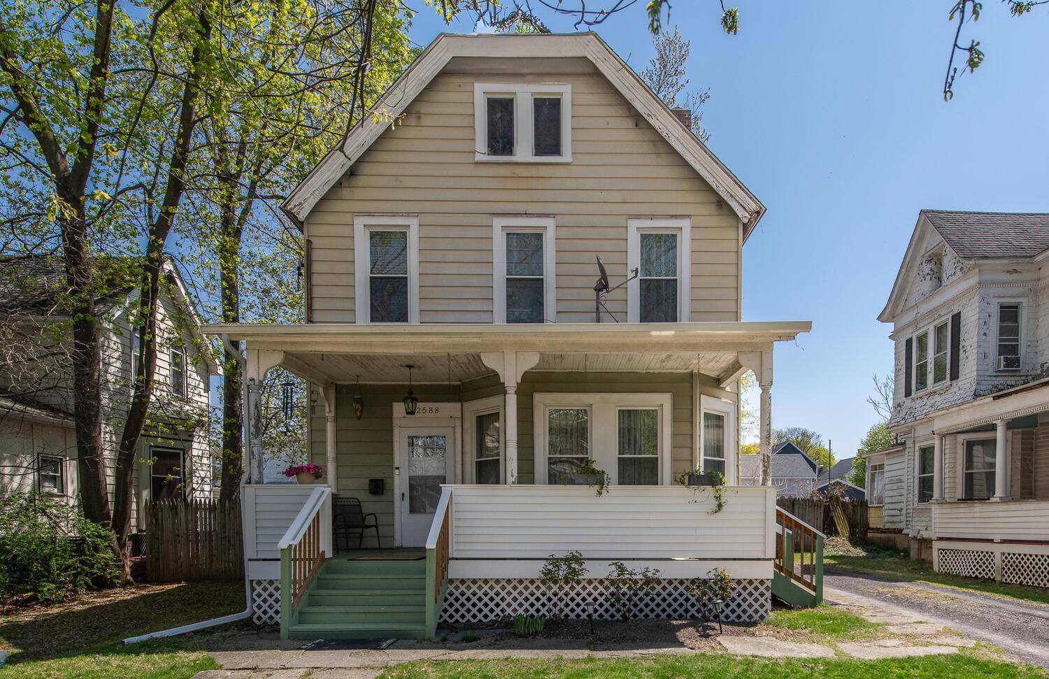 Single Family South  Dutchess County, NY 12590, MLS-855046-2