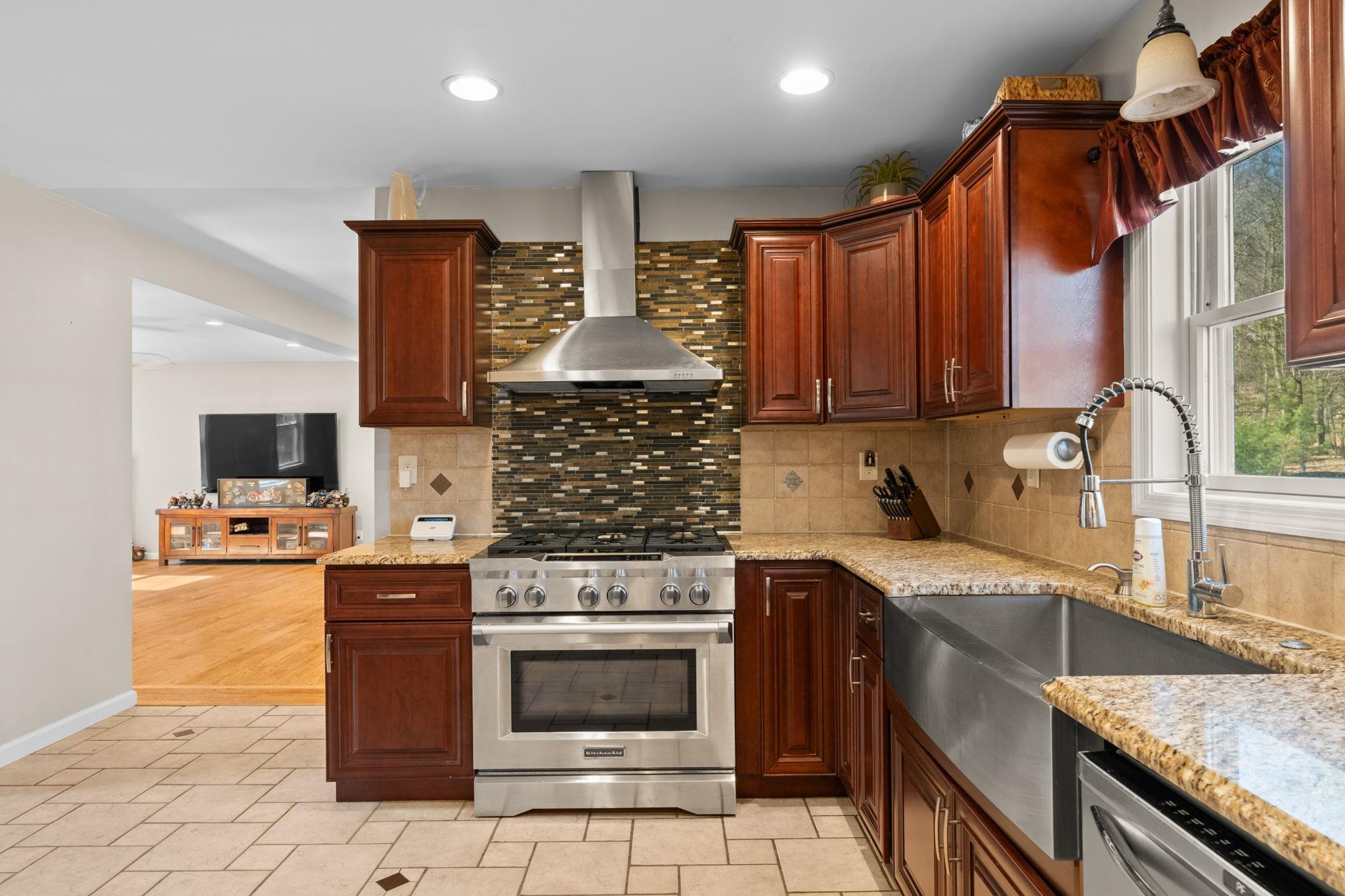 Single Family Wilkins  Ulster County, NY 12566, MLS-855055-9
