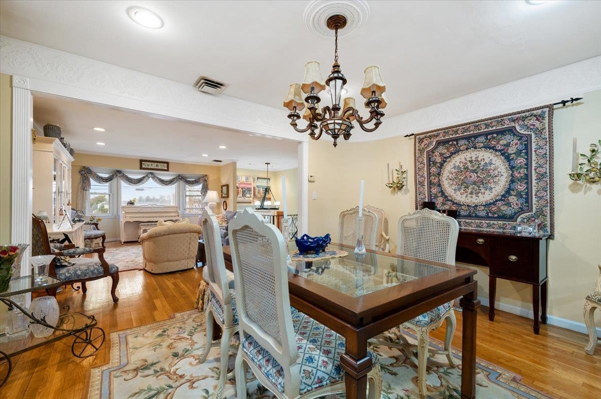 Single Family Beech  Nassau County, NY 11509, MLS-855058-9