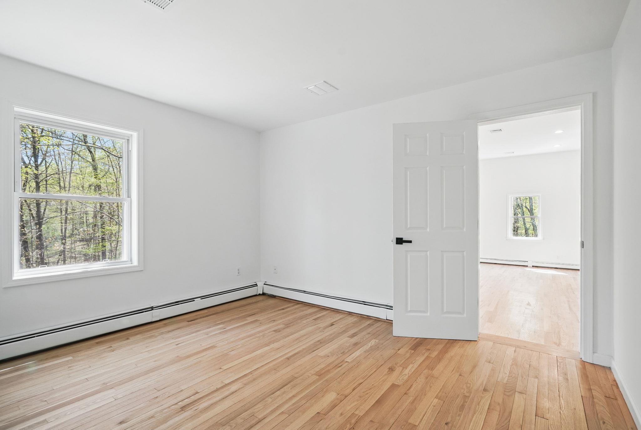 Single Family Estates  Westchester County, NY 10562, MLS-855061-18