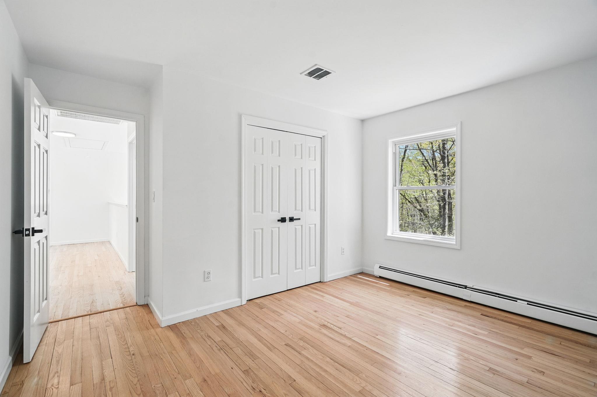 Single Family Estates  Westchester County, NY 10562, MLS-855061-19