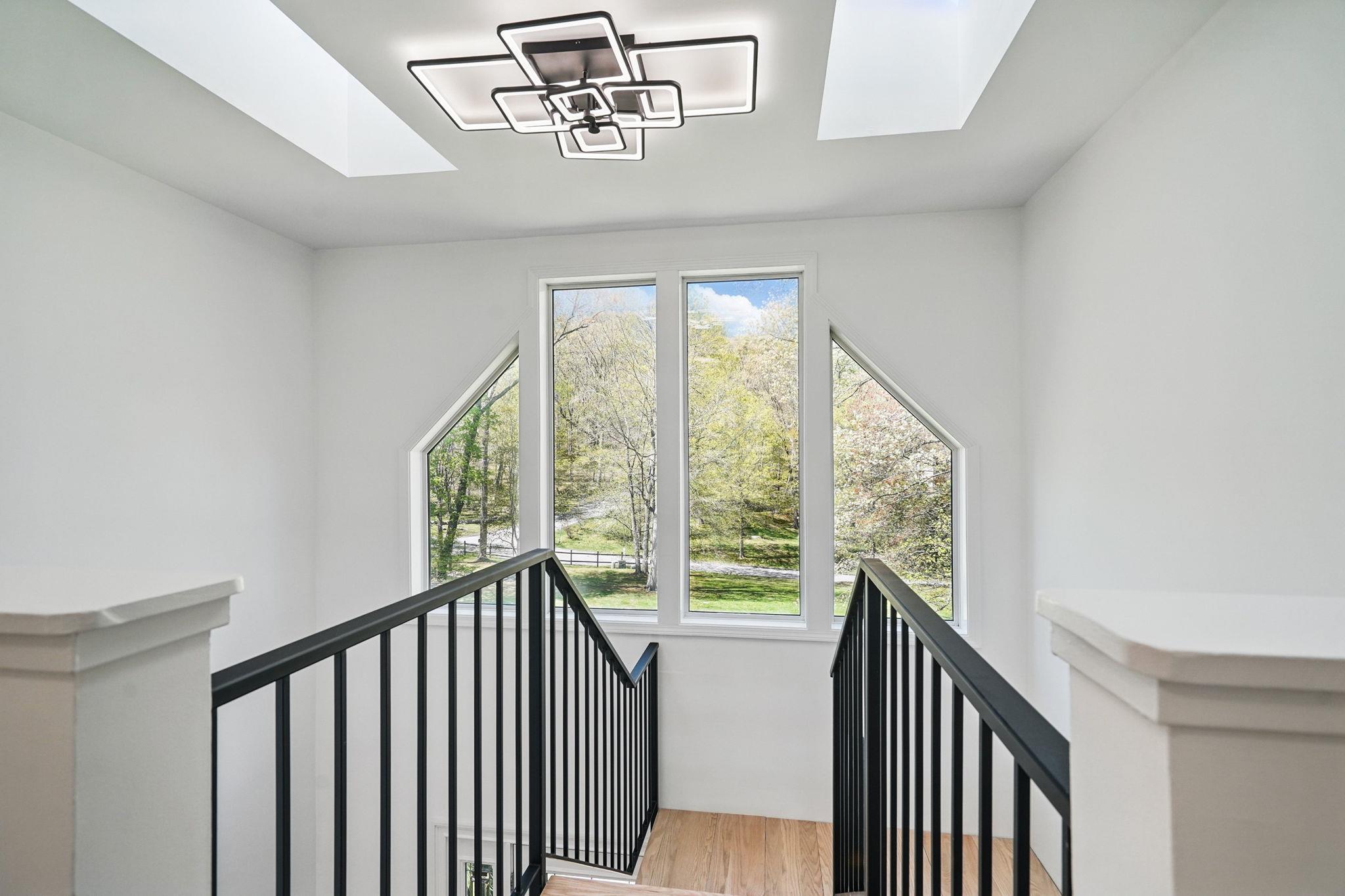 Single Family Estates  Westchester County, NY 10562, MLS-855061-23