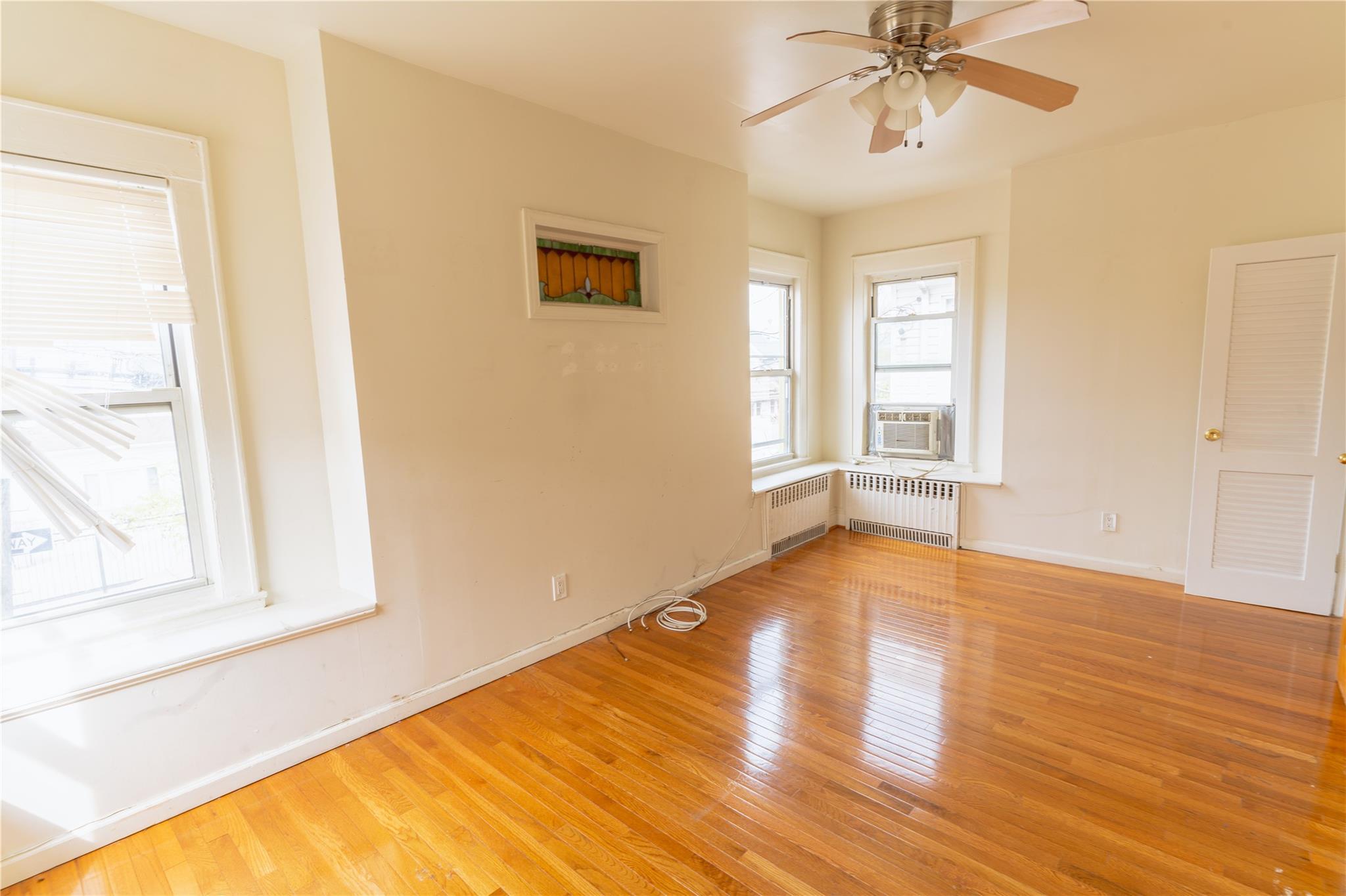 Single Family Remington  Queens, NY 11435, MLS-855062-21