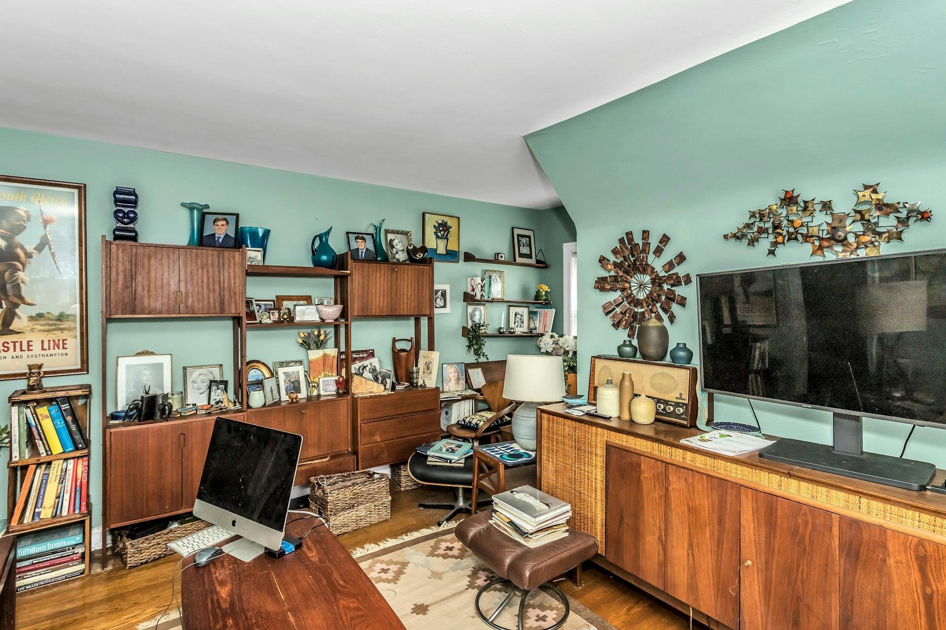Single Family Cleveland  Nassau County, NY 11580, MLS-855078-17