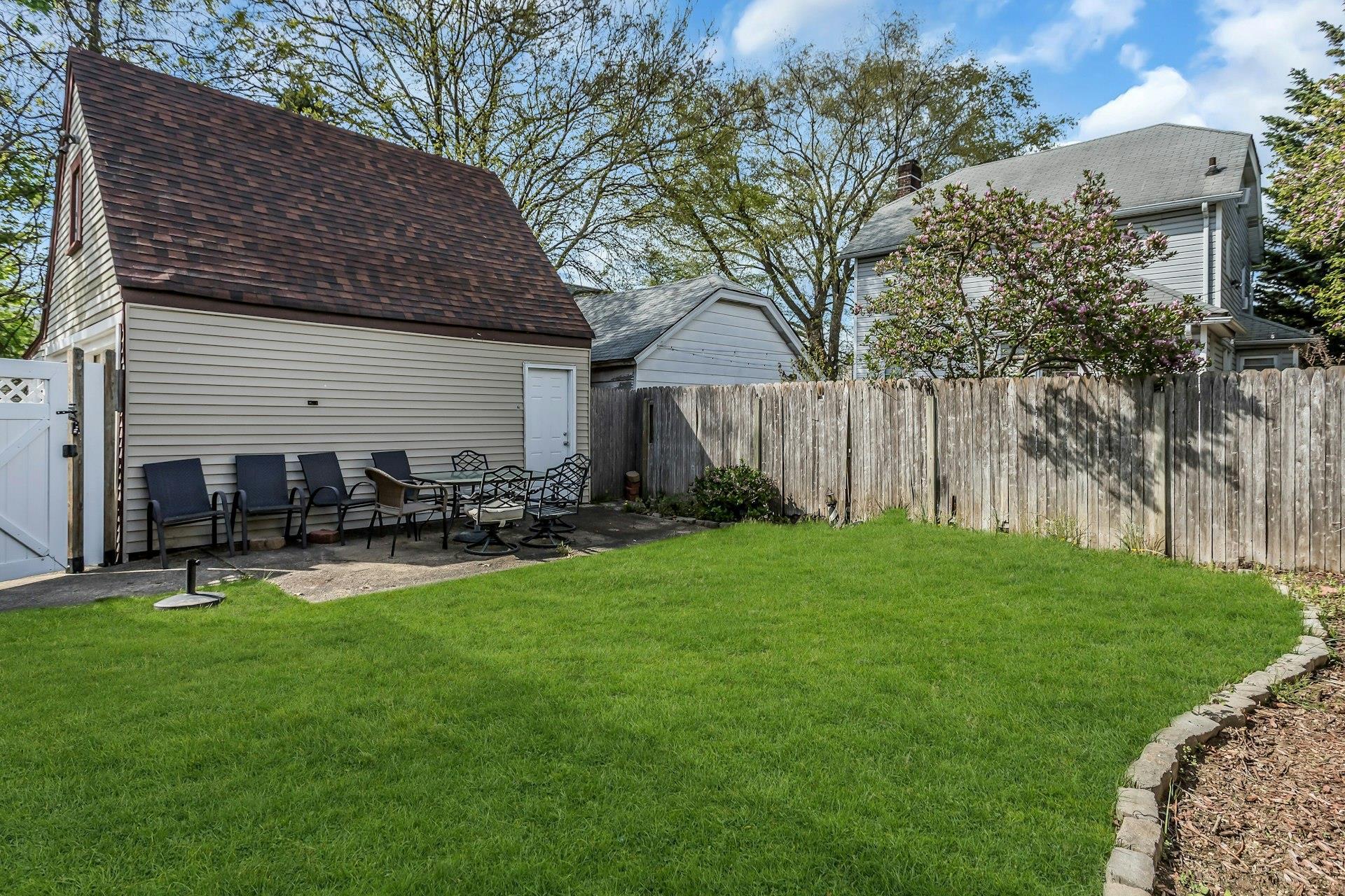 Single Family Cleveland  Nassau County, NY 11580, MLS-855078-24
