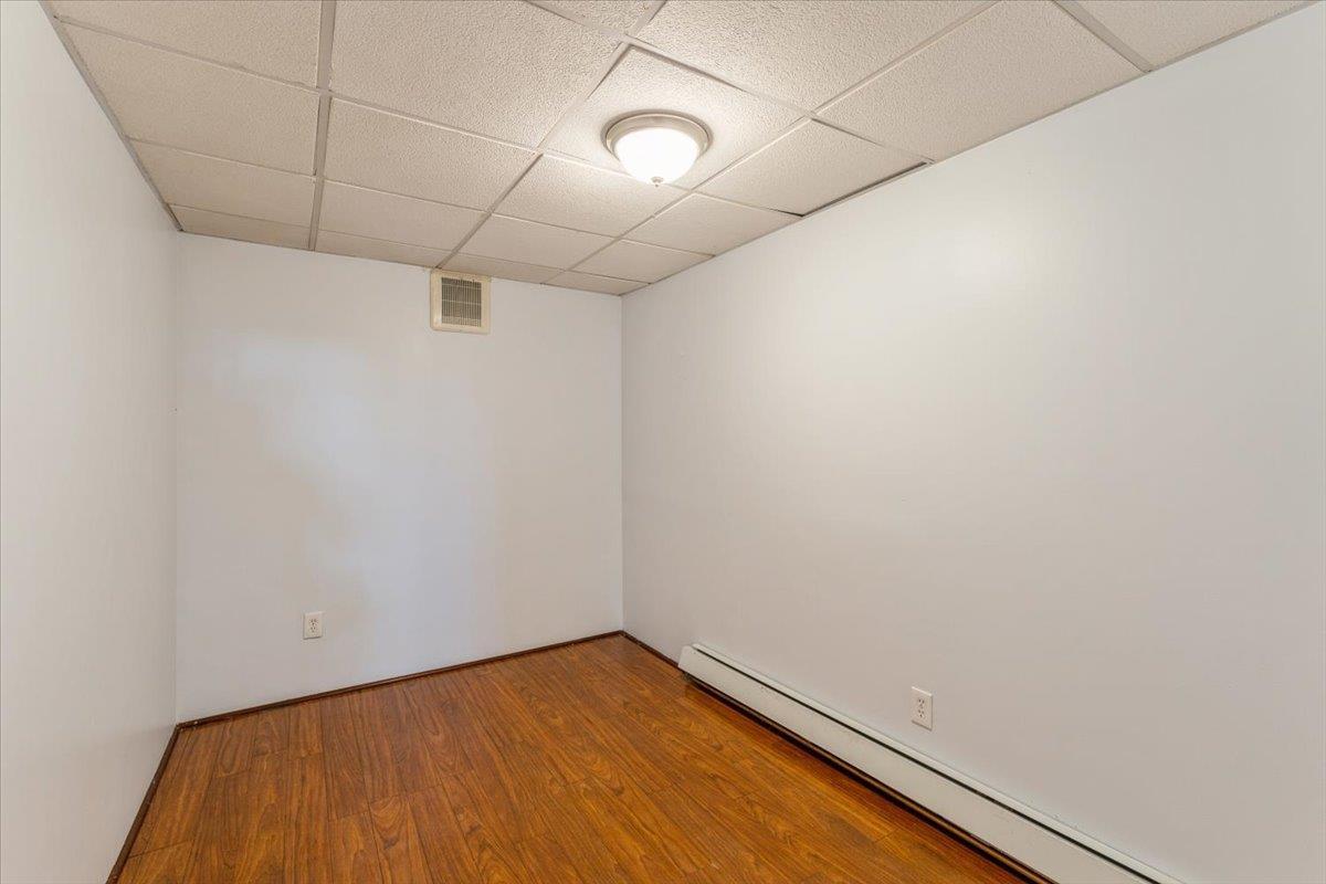 Single Family 208th  Queens, NY 11427, MLS-855083-21