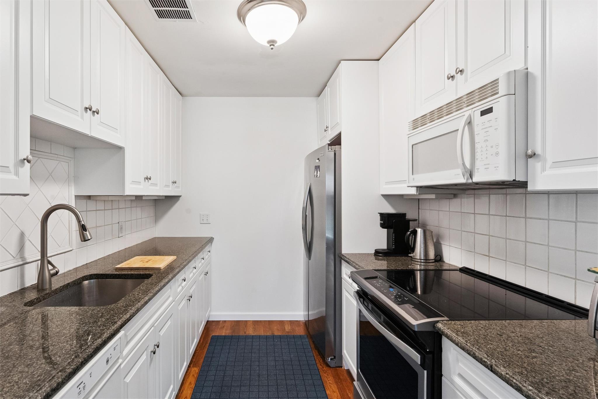 Coop Brittany  Suffolk County, NY 11978, MLS-855090-7