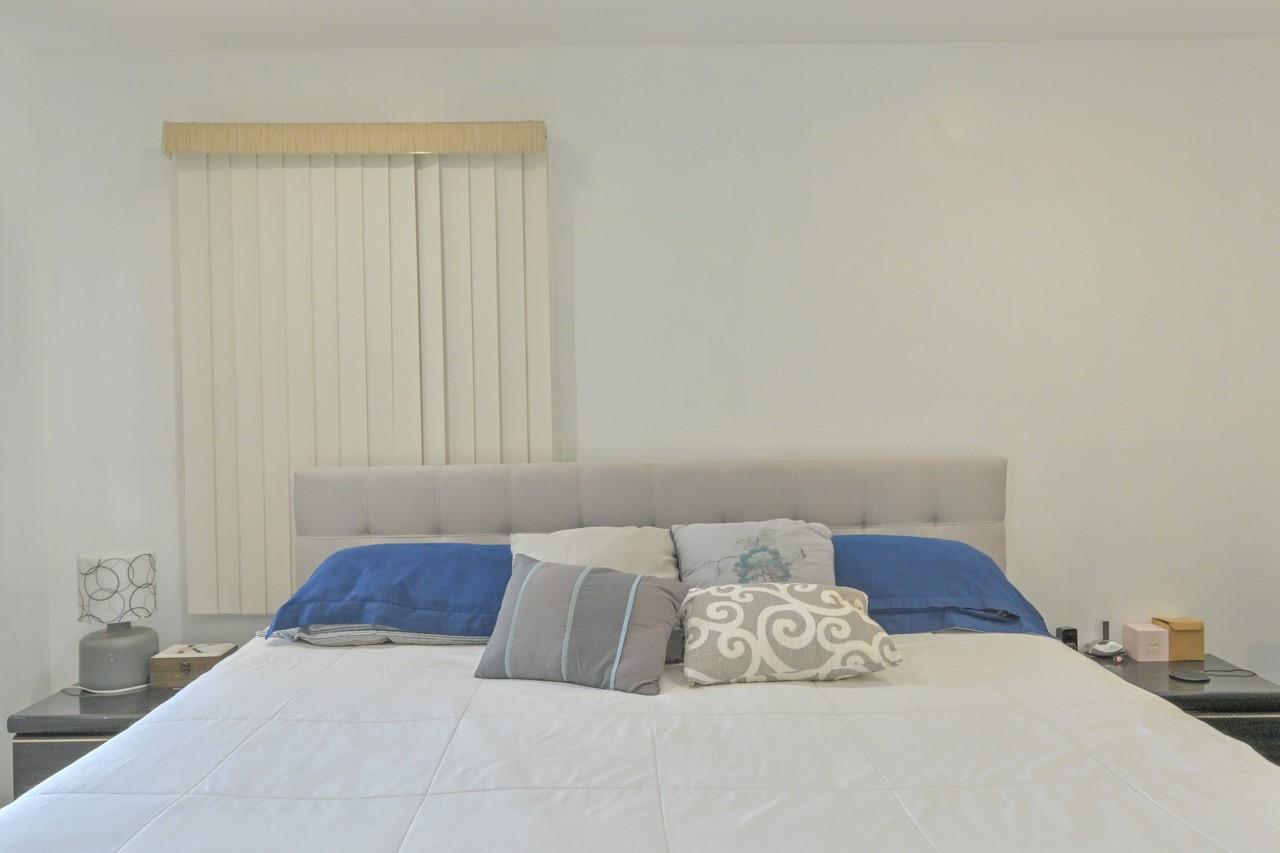 Single Family 100  Queens, NY 11414, MLS-855105-25