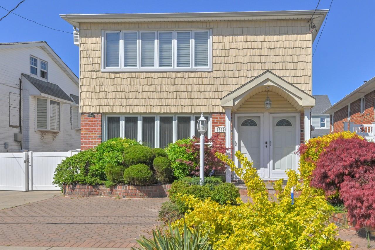 Single Family 100  Queens, NY 11414, MLS-855105-3
