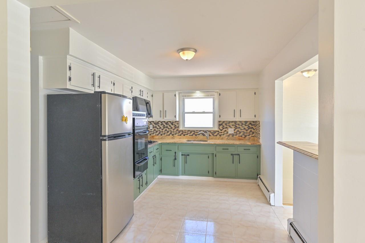 Single Family 100  Queens, NY 11414, MLS-855105-31