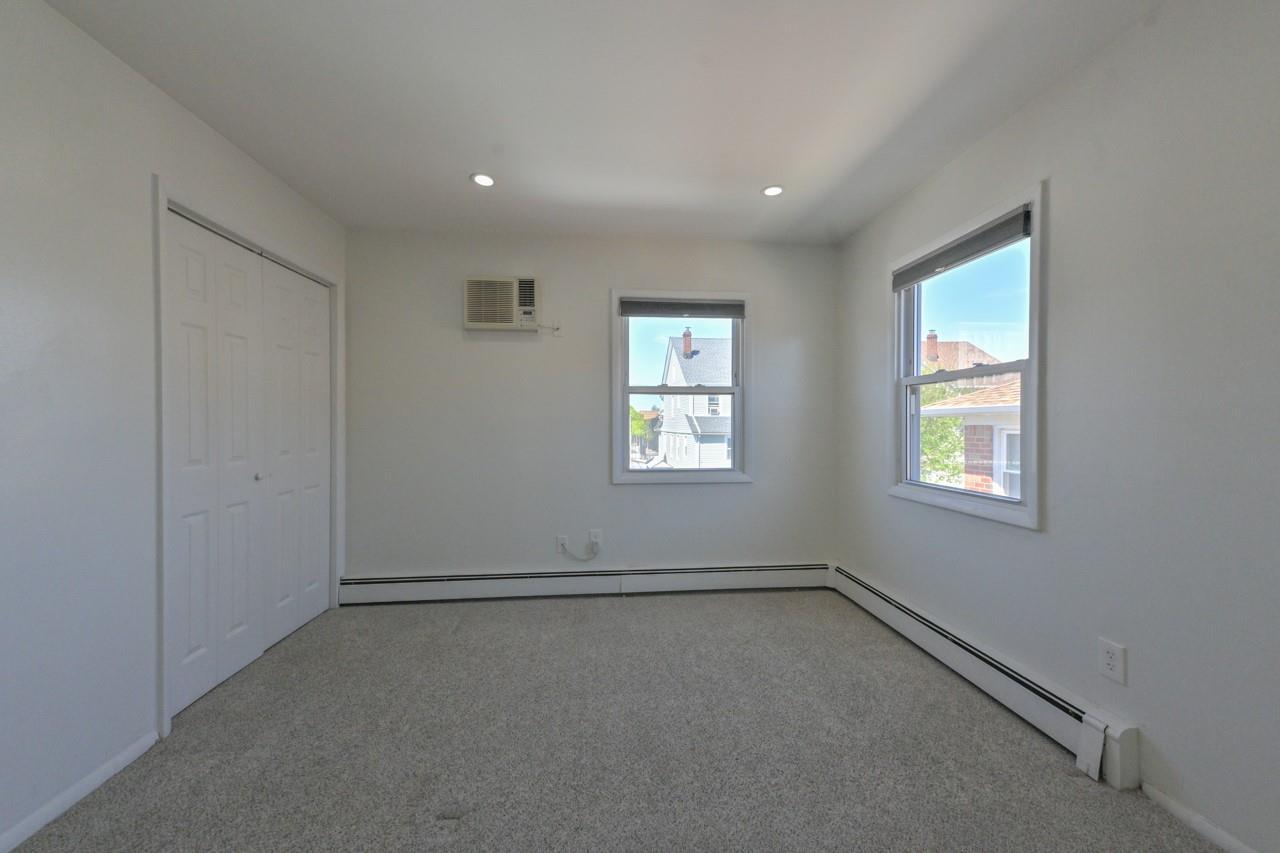 Single Family 100  Queens, NY 11414, MLS-855105-38