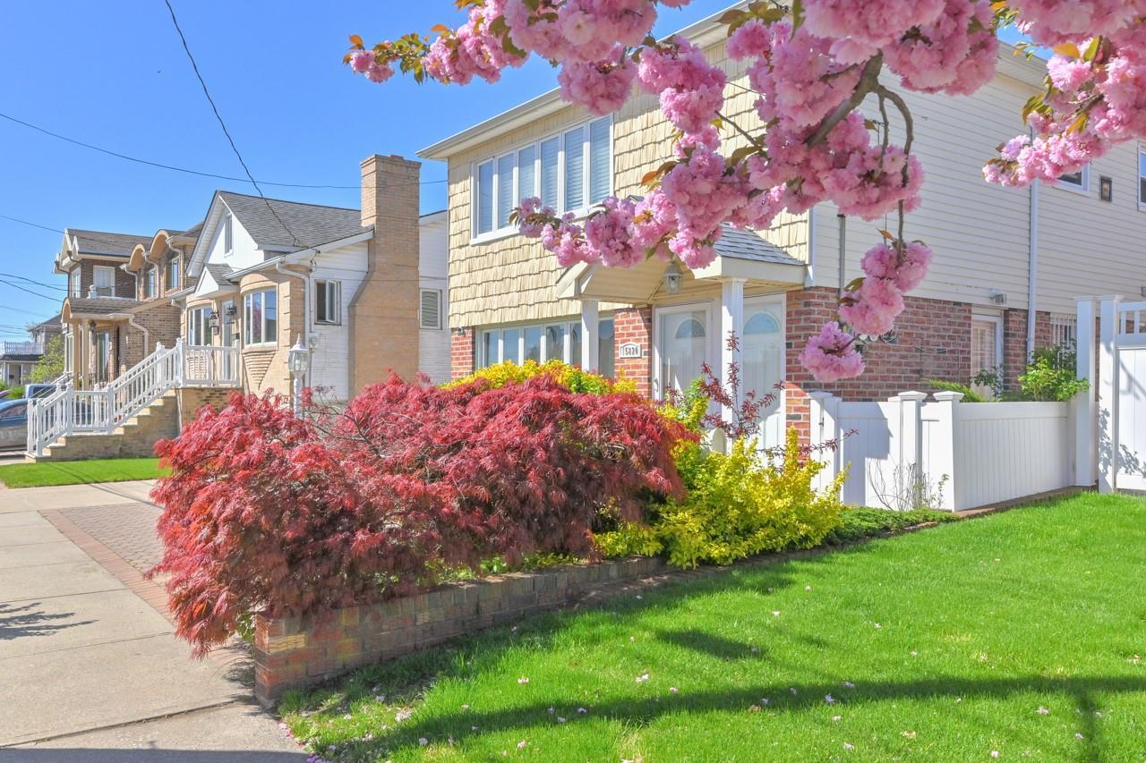 Single Family 100  Queens, NY 11414, MLS-855105-4